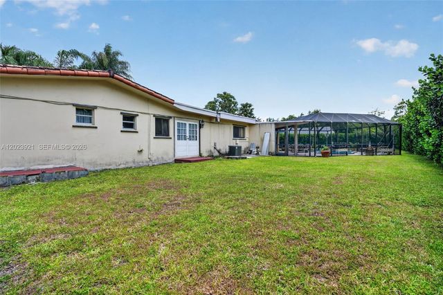 8461 SW 68th St Rd, Miami, FL 33143