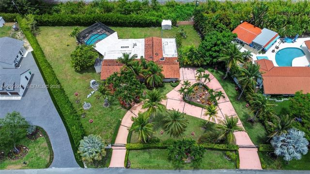 8461 SW 68th St Rd, Miami, FL 33143