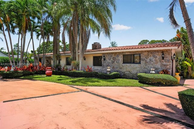 8461 SW 68th St Rd, Miami, FL 33143