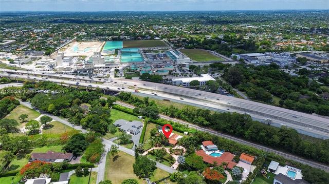 8461 SW 68th St Rd, Miami, FL 33143