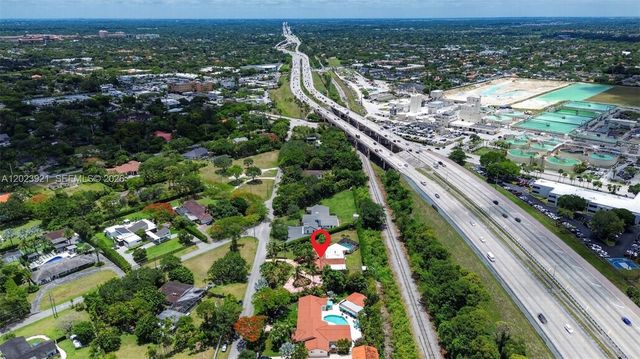 8461 SW 68th St Rd, Miami, FL 33143