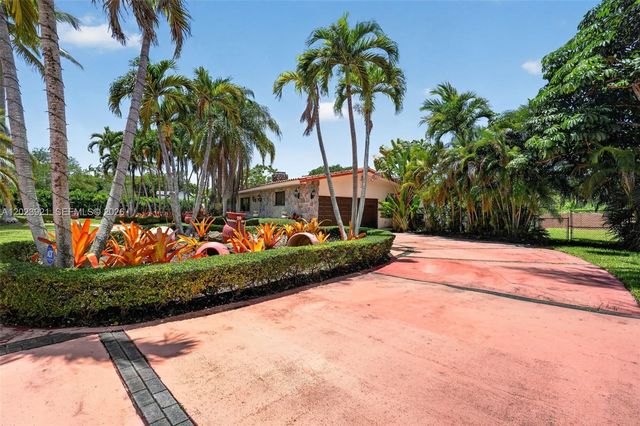 8461 SW 68th St Rd, Miami, FL 33143