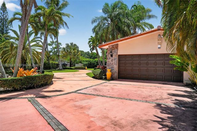 8461 SW 68th St Rd, Miami, FL 33143