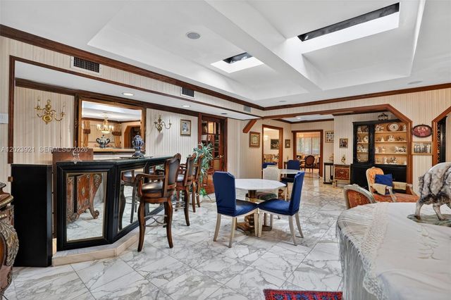 8461 SW 68th St Rd, Miami, FL 33143
