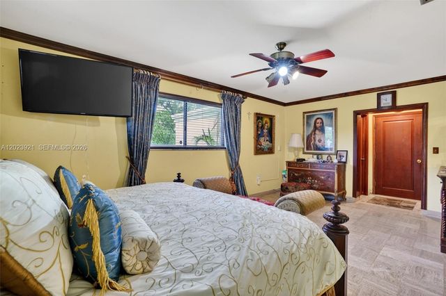 8461 SW 68th St Rd, Miami, FL 33143