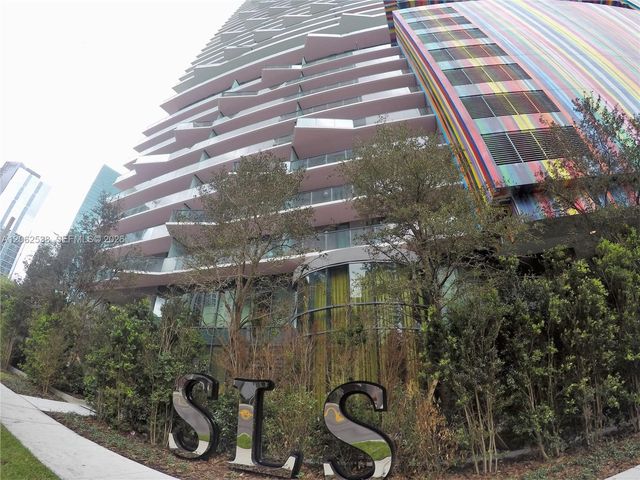 1300 S Miami Ave 2105, Miami, FL 33130