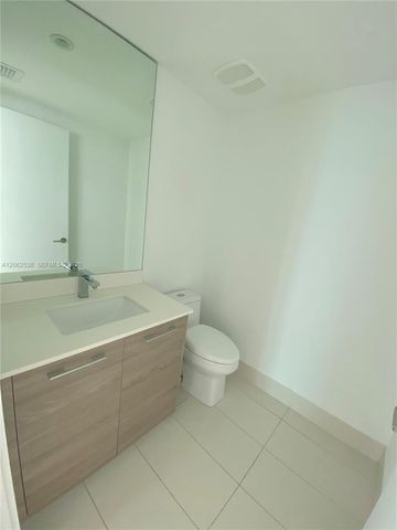 1300 S Miami Ave 2105, Miami, FL 33130