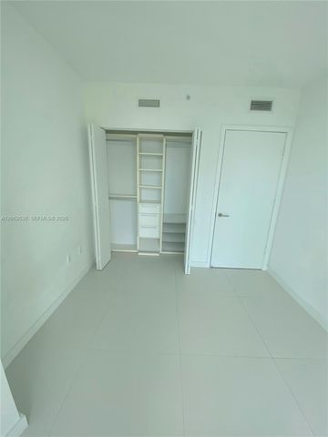 1300 S Miami Ave 2105, Miami, FL 33130