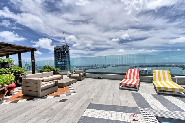 1300 S Miami Ave 2105, Miami, FL 33130