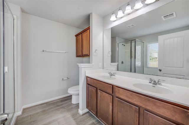704 Mitchell DR, Hutto, TX 78634