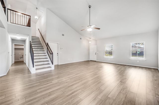 704 Mitchell DR, Hutto, TX 78634