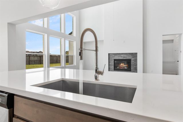 7425 Desert Needle DR, Lago Vista, TX 78645