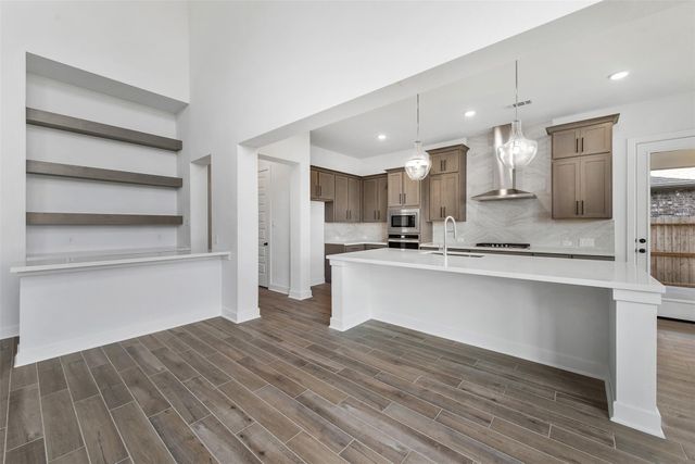 7425 Desert Needle DR, Lago Vista, TX 78645