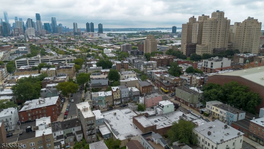 305 Summit Ave, Jersey City, NJ 07306 — photo 4