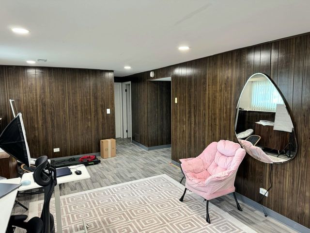 8113 Carlisle Drive, Hanover Park, IL 60133