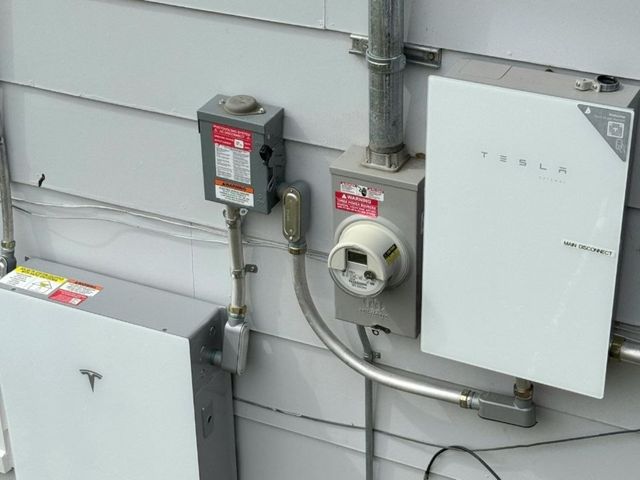 8113 Carlisle Drive, Hanover Park, IL 60133