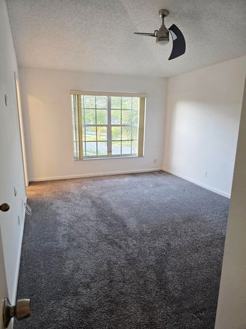 10851 Palm Ridge Lane, Tamarac, FL 33321