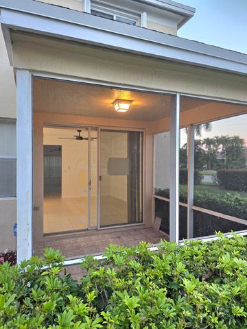 10851 Palm Ridge Lane, Tamarac, FL 33321