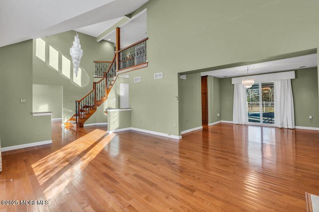 25 Iroquois Drive, Freehold, NJ 07728