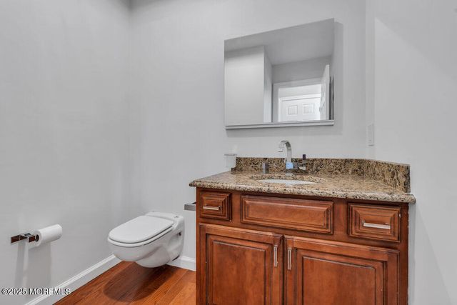 25 Iroquois Drive, Freehold, NJ 07728