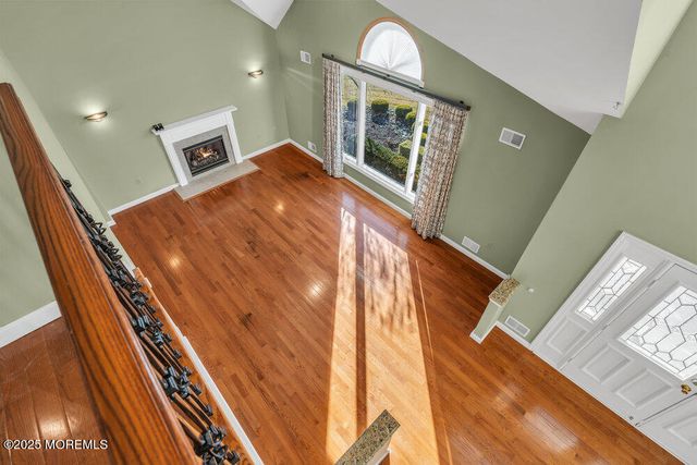 25 Iroquois Drive, Freehold, NJ 07728