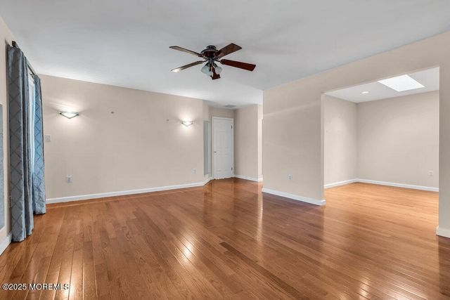 25 Iroquois Drive, Freehold, NJ 07728