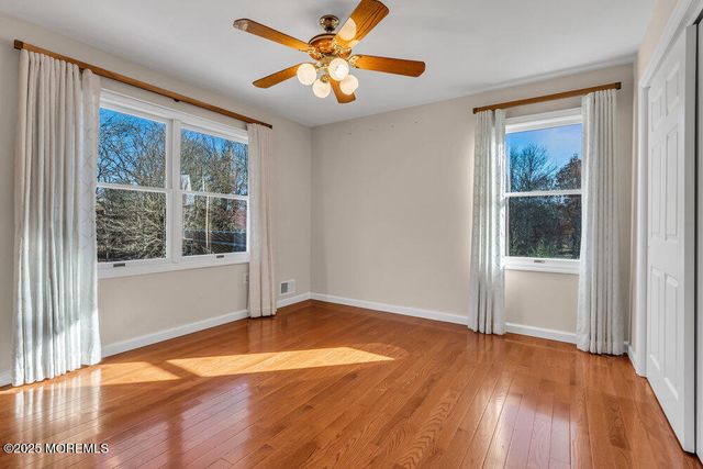 25 Iroquois Drive, Freehold, NJ 07728