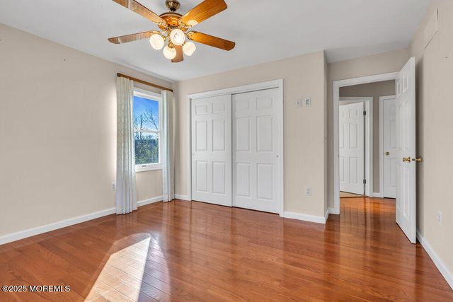 25 Iroquois Drive, Freehold, NJ 07728