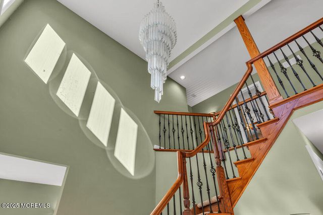 25 Iroquois Drive, Freehold, NJ 07728