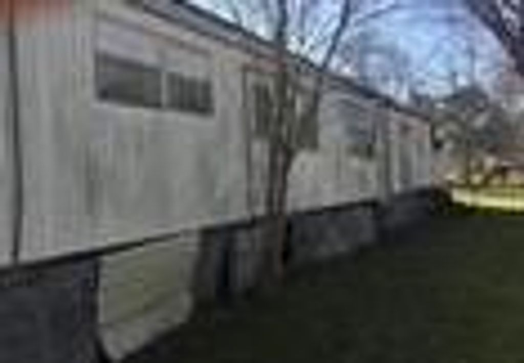 701 Alice, El Campo, TX 77437