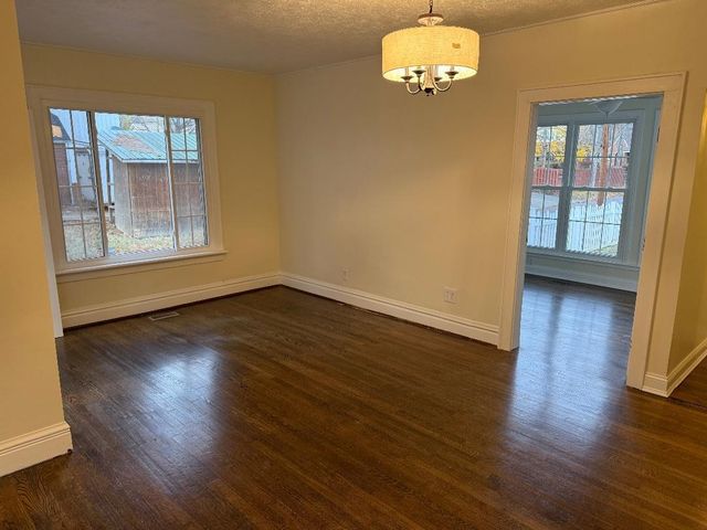 1502 Washington Blvd., Huntington, WV 25701