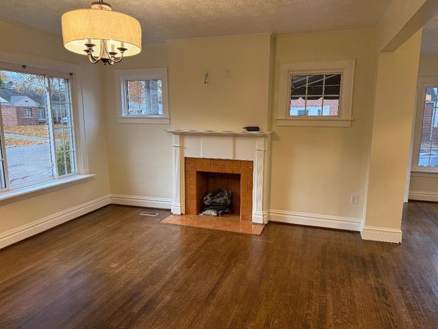 1502 Washington Blvd., Huntington, WV 25701