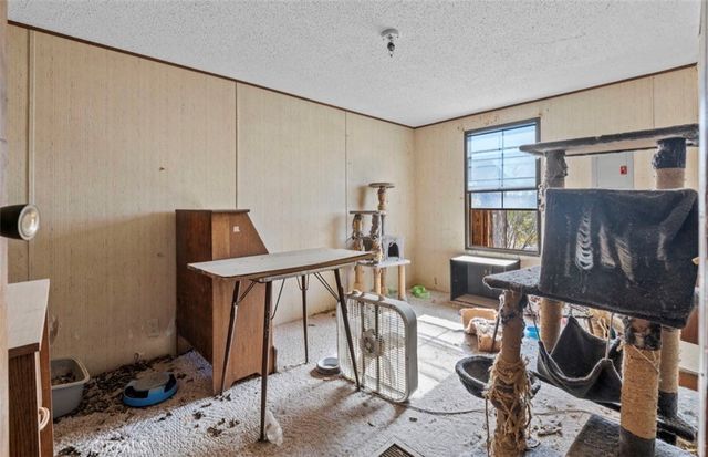 24374 Mobray Avenue, Oro Grande, CA 92368