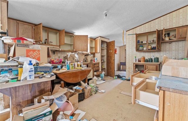 24374 Mobray Avenue, Oro Grande, CA 92368