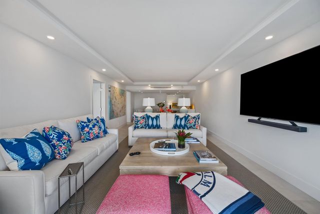 2784 S Ocean Boulevard 405n, Palm Beach, FL 33480