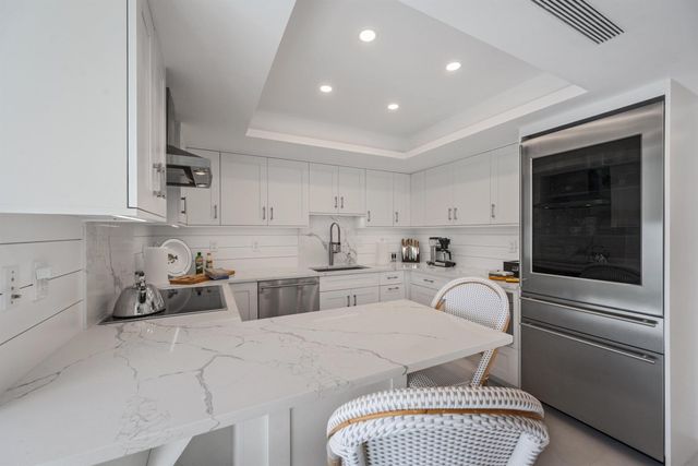 2784 S Ocean Boulevard 405n, Palm Beach, FL 33480