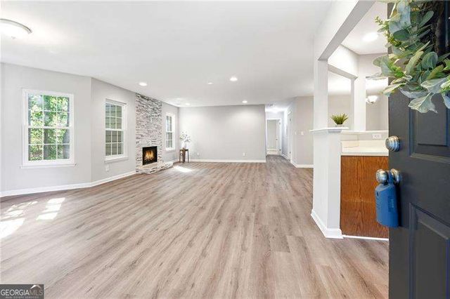 604 Mill Pond Road 604, Roswell, GA 30076