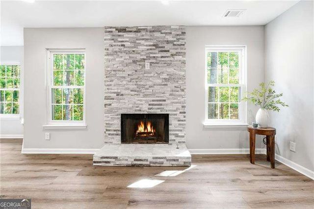 604 Mill Pond Road 604, Roswell, GA 30076