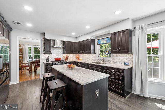 7702 HILLTOPPER CT, Springfield, VA 22153