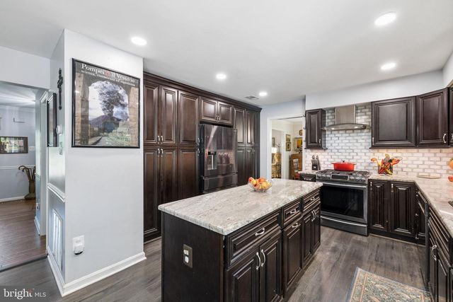 7702 HILLTOPPER CT, Springfield, VA 22153