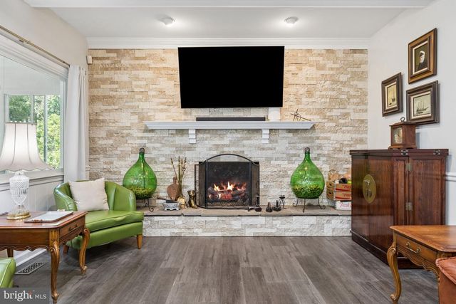 7702 HILLTOPPER CT, Springfield, VA 22153