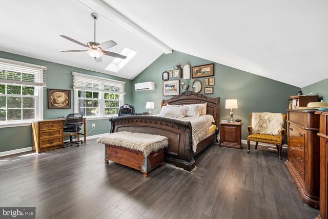 7702 HILLTOPPER CT, Springfield, VA 22153