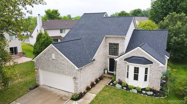 766 Pembroke Drive, Saline, MI 48176