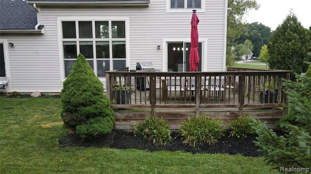 766 Pembroke Drive, Saline, MI 48176