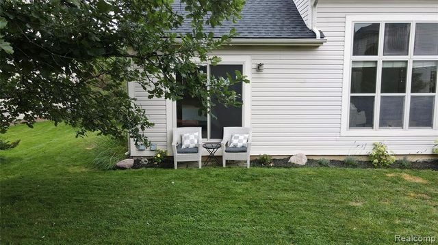 766 Pembroke Drive, Saline, MI 48176