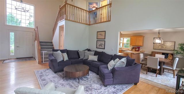766 Pembroke Drive, Saline, MI 48176