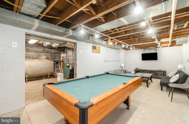 384 W MAIN STREET, Fayetteville, PA 17222