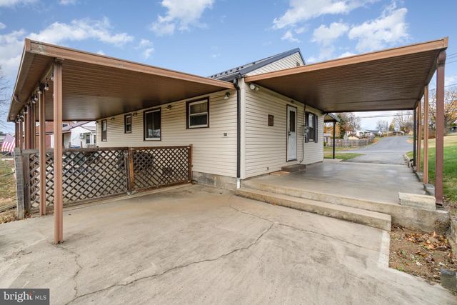 384 W MAIN STREET, Fayetteville, PA 17222