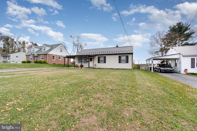 384 W MAIN STREET, Fayetteville, PA 17222