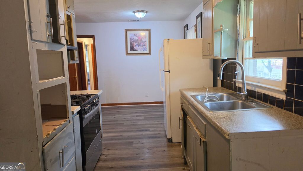 632 Pineridge Drive, Forest Park, GA 30297 — photo 5